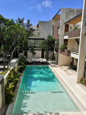 Modern Condo 2 BR with private pool & Garden